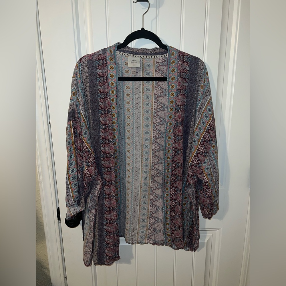 Ladies xl/xxl Knox rose kimono duster or
Shawl excellent used condition